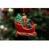 Designová ozdoba na vánoční stromek z plastu s motivem vánočních saní.Velikost dekorace:Výška: 95 mmŠířka: 110 mmTloušťka: 40 mm