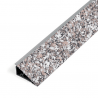 Těsnicí lištu Classic Granite vyrábí přední výrobce KRONOSPAN.
Těsnicí lišty jsou ideální pro funkční spojení pracovní desky a zástěry (nebo i s hladkou stěnou), se kterou barevně ladí.
Těsnicí pás je k dispozici ve standardní délce 4200 mm.