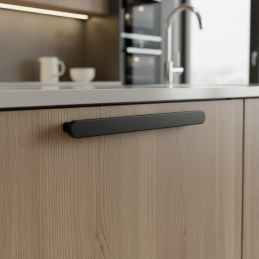 Úchytka ESSEN / Černá matná