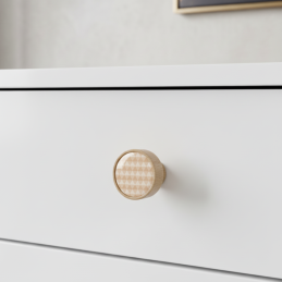 Dřevěná úchytka knopka...