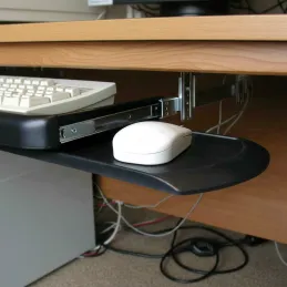 Výsuv pod klávesnici a myš / Černý