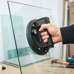 Akumulátorová přísavka...