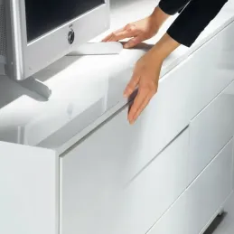 Kuličkový výsuv s tlumením a bezúchytkovým otevíráním 45 mm PRO