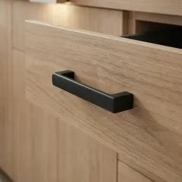 Úchytka LENA / Černá matná