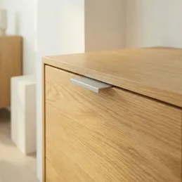 Úchytka na hranu dvířek DIAZ / Hliník