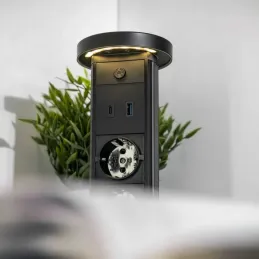 Výsuvná zásuvka LEGIA SCHUKO 2x230V + USB A-C + světlo  / Černá matná