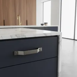 Úchytka LUCAS / Starostříbrná