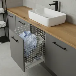 Výsuvný koš na prádlo s tlumením a uchycením na dvířka ORTA / Bílá matná