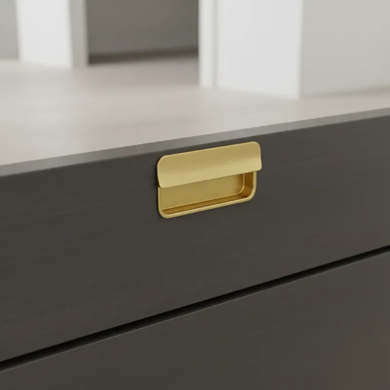 Úchytka na zafrézování RAMONA / Zlatá broušená