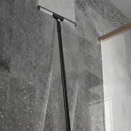 Stěrka na vodu s rukojetí / Černá
