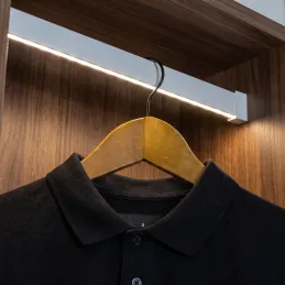 Vešiaková tyč SLIM na LED pásek s krytkou / Bílá matná