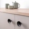 Bílá