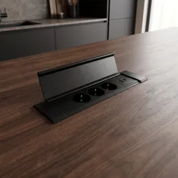Interiérová zásuvková lišta SLIM BOX SCHUKO 3x 230V + USB / Černá matná