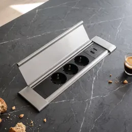 Interiérový zásuvkový panel SLIM BOX SCHUKO 3x 230V + USB / Nerez