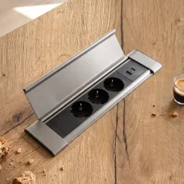 Interiérový zásuvkový panel SLIM BOX SCHUKO 3x 230V + USB / Nerez