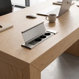 Interiérová zásuvková lišta SLIM BOX SCHUKO 3x 230V / Nerez