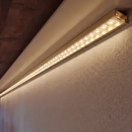 Rohová hliníková lišta ZARIA pro LED osvětlení s transparentním krytem / Zlatá