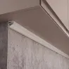 Bílá