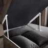Bílá