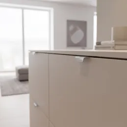 Úchytka na hranu dveří BELLA / Chrom matný