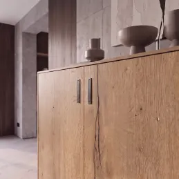 Zafrézovací výklopná úchytka SAVANA / Černá matná