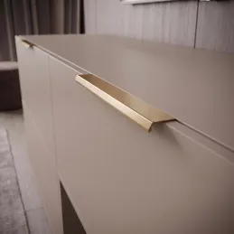 Úchytka na hranu dvířek MELIA / Mosaz