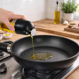 Skleněná láhev na olivový olej nebo ocet s automatickým otevíráním 510 ml / Černá
