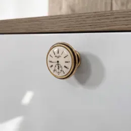 Úchytka knopka VIAMO CLOCK / Staromosazná