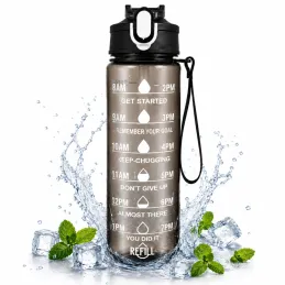 Sportovní láhev na vodu FIT ONE 750 ml / Černá