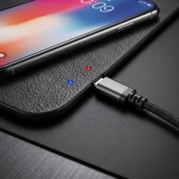 Podložka pod myš s bezdrátovým nabíjením telefonu LUXPAD / Černá