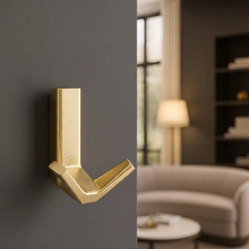 Věšák GRAPA / Zlatá matná