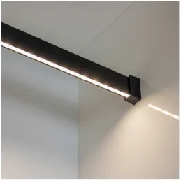 Vešiaková tyč SLIM na LED pásek s krytkou / Černá