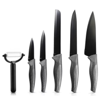 Nože a příbory